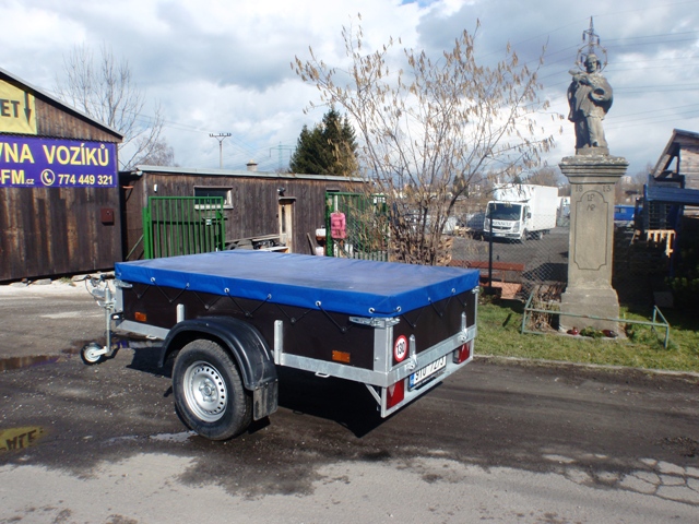 voz�k BOB 1 plachta